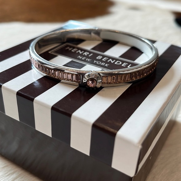 Henri Bendel Pink Crystal Baguette Silver Bangle - Picture 1 of 7